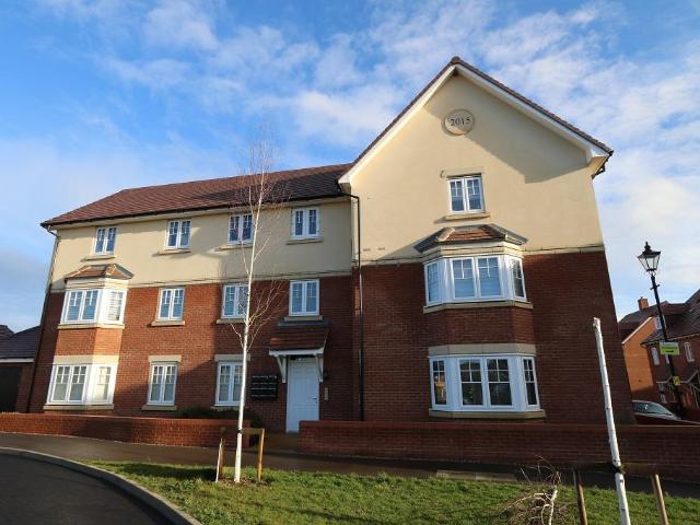 Danegeld Avenue, Great Denham, MK40 2 bed flat to rent £1,150 pcm £265 pw