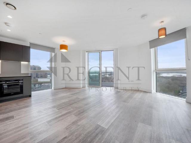 Daneland Walk, London N17 2 bed apartment to rent £2,750 pcm £635 pw