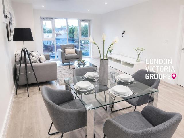 Daneshill House, 1 Waterloo Road, Uxbridge UB8, 1 bed flat to rent, £1,700 pcm | PrimeLocation