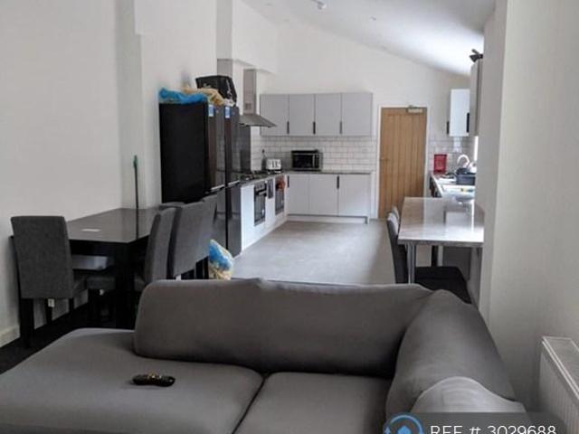 Daneshill Road, Leicester, LE3 1 bed in a house share to rent £542 pcm £125 pw