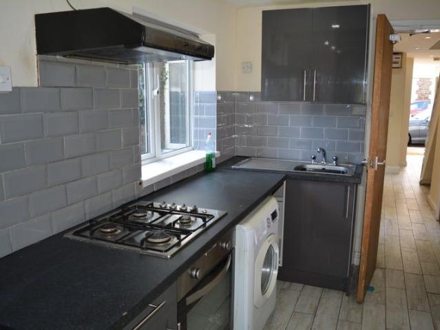 Daniel, Cardiff CF24, 2 bed shared accommodation to rent, £550 pcm | PrimeLocation