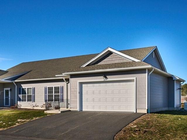 Daniel Shays Hwy Apt,belchertown, Condo For Sale