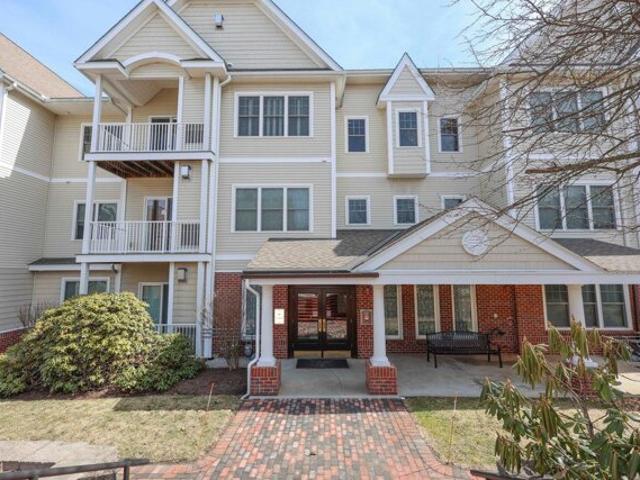 Daniel Webster Hwy Apt,nashua, Condo For Sale