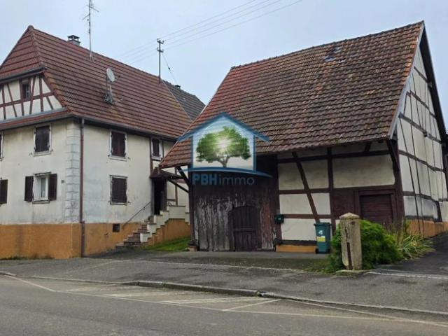 DANNEMARIE 68 Maison mitoyenne de 7 pièces avec grande grange et terrain constructible