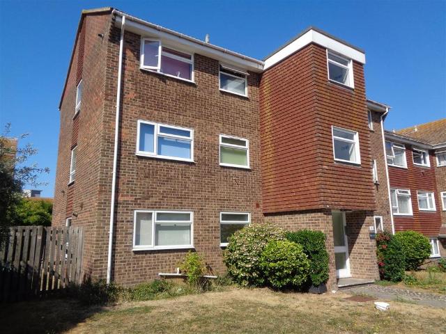 Dannfields House, Richmond Road, Seaford 1 bed flat to rent £950 pcm £219 pw