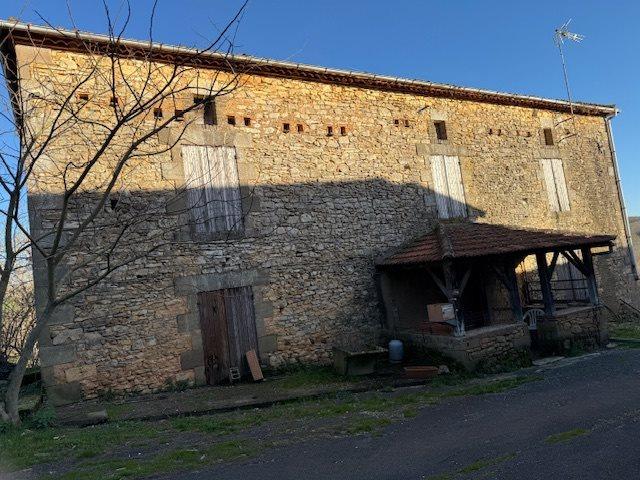 Dans la campagne de Gavaudun tout près de Lacapelle Biron, m. 160m² Gavaudun