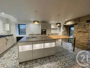 Dans le charmant village de Saint Nolff, nous vous proposons. 171m² Saint Nolff