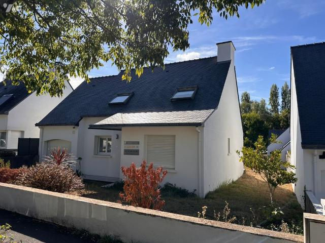 Dans le quartier de Kerfichant, maison individuelle 4 chambres