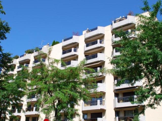 Dans le quartier des organisations internationales Spacieux appartement de 5 pièces