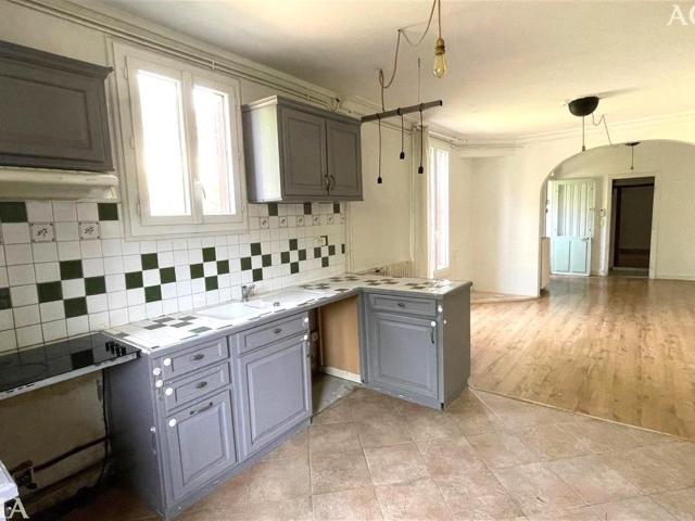 Dans le Quartier pavillonnaire du VaL du Muguet, cet apparte. 89m² Pontault Combault