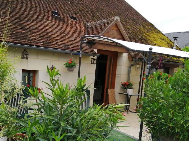 Dans PETITE PROPRIÉTÉ, MAISON DE CARACTERE