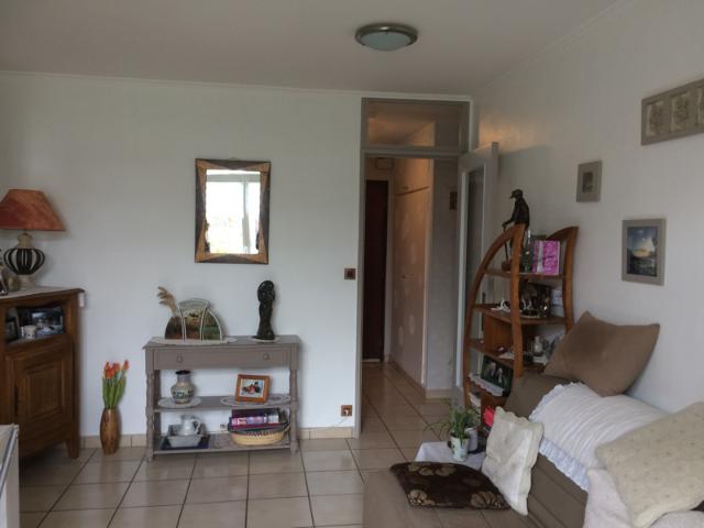 DANS RESIDENCE EN LISIERE DE FORET APPARTEMENT TYPE 2 AVEC B