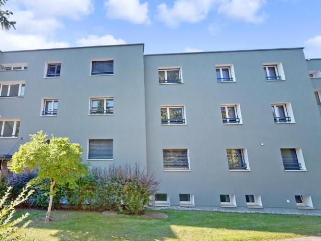 Dans un quartier résidentiel agréable et adapté aux enfants offre limitée jusqu'au 30/06/2027