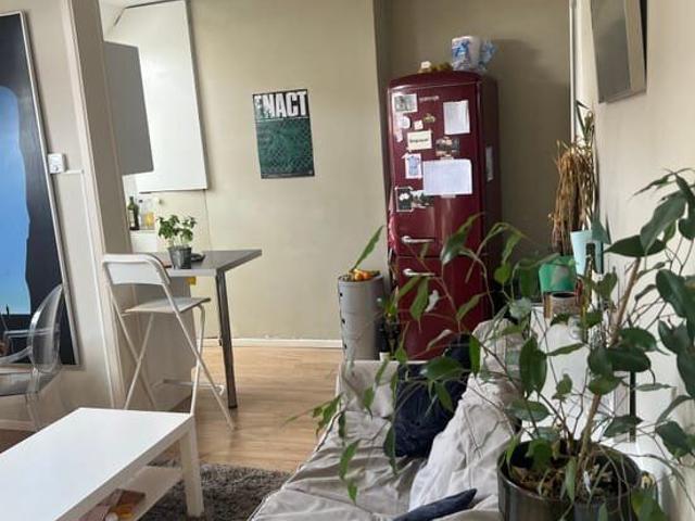Dansaert. 2 bedroom duplex, 89m². Lift
