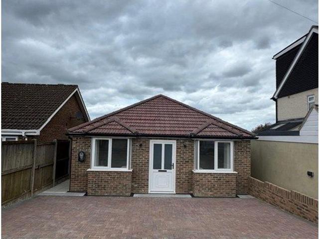 Danson Way, Gillingham ME8, 3 bed bungalow to rent, £1,800 pcm | PrimeLocation
