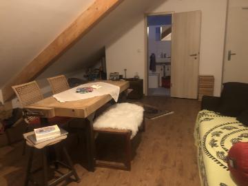 Dachgeschosswohung in Innsbruck befristet Juli September