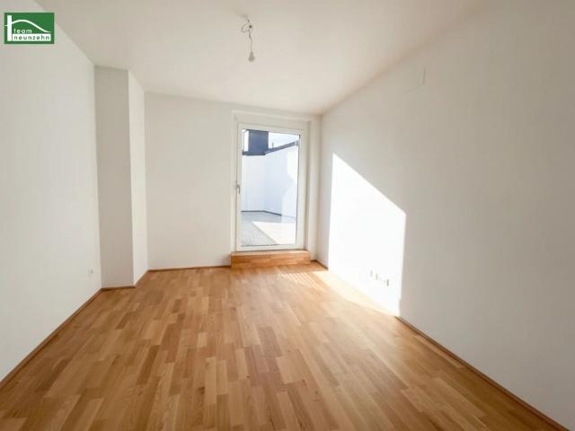 DACHGESCHOSSWOHNTRAUM INKL. KLIMAANLAGE geräumige 3 Zimmer Wohnung mit 60m2 Dachterrasse