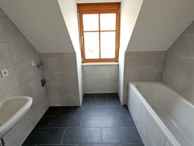 Dachgeschosswohnung Miete in 8350 Pertlstein