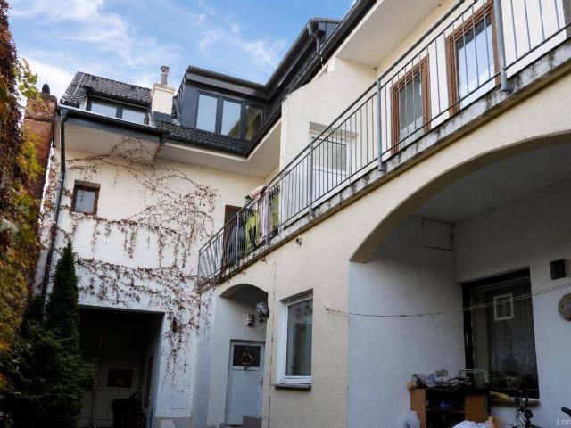 Dachgeschoßwohnung mit Terrassen und Abstellraum