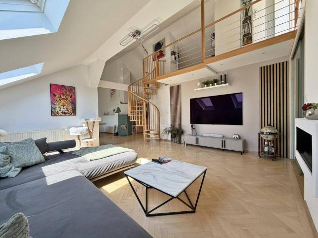 Dachgeschosswohnung mit über 55 m² Terrasse und KLIMA nähe Mariahilfer Straße