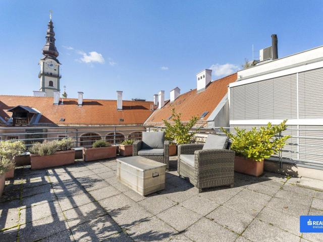 Dachgeschoßwohnung mit Weitsicht mitten in der Citty!