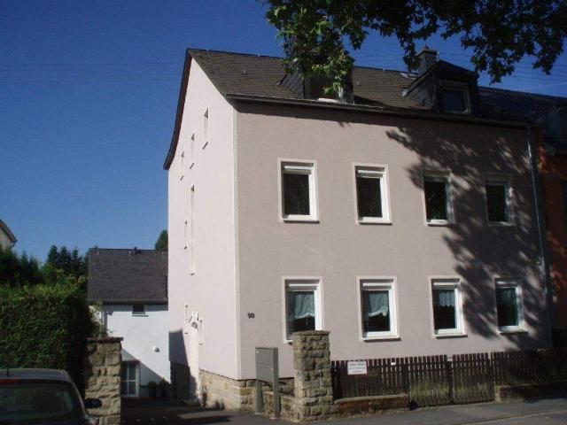 Dachgeschosswohnung mit Balkon, RUHIG und ZENTRUMSNAH