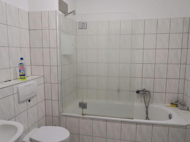 Dachgeschoßwohnung mit Balkon und Stellplatz