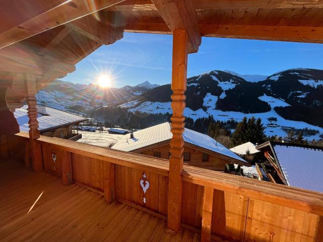 Dachgeschosswohnung mit freiem Bergblick