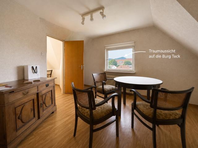 Dachgeschosswohnung mit großem Erweiterungspotenzial optimal für Handwerker *PROVISIONSFREI