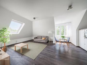 Dachgeschosswohnung mit Grünblick – 3 Zimmer im 18. Bezirk