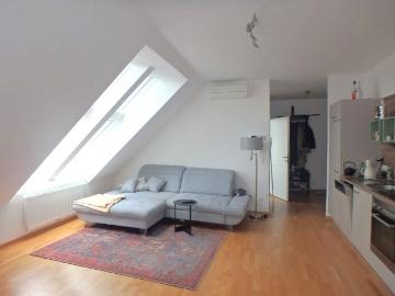 Dachgeschosswohnung mit Lift und Klima Anlage in Krems Zentrum
