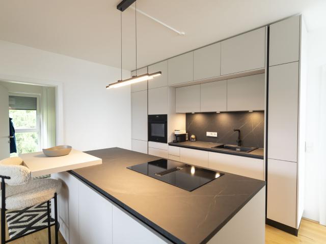 Dachgeschosswohnung mit schönem Ausblick – TG Stellplatz inklusive