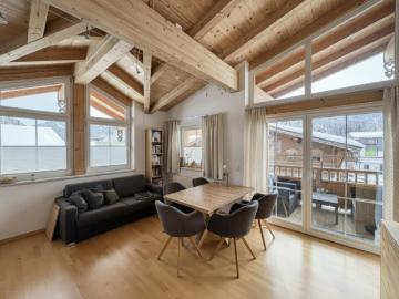 Dachgeschosswohnung zum Verkauf in 6391