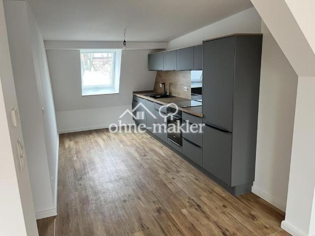 Dachgeschosswohnung Dietzgenstraße 93