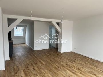 Dachgeschosswohnung Dietzgenstraße 93