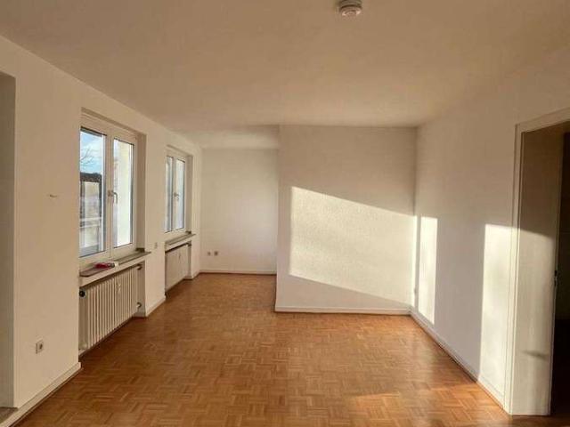 Dachgeschosswohnung im Krefelder Zentrum