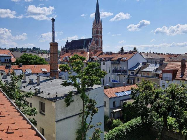 Dachgeschosswohnung im Uni Viertel