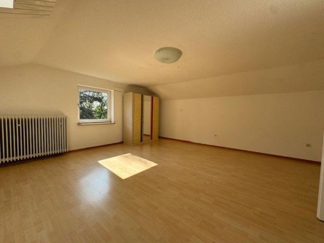 Dachgeschosswohnung in NeusÃ¤ÃŸ zu vermieten