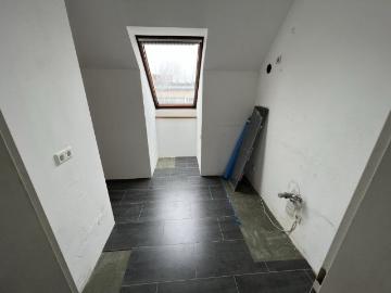 Dachgeschoßwohnung in Horn