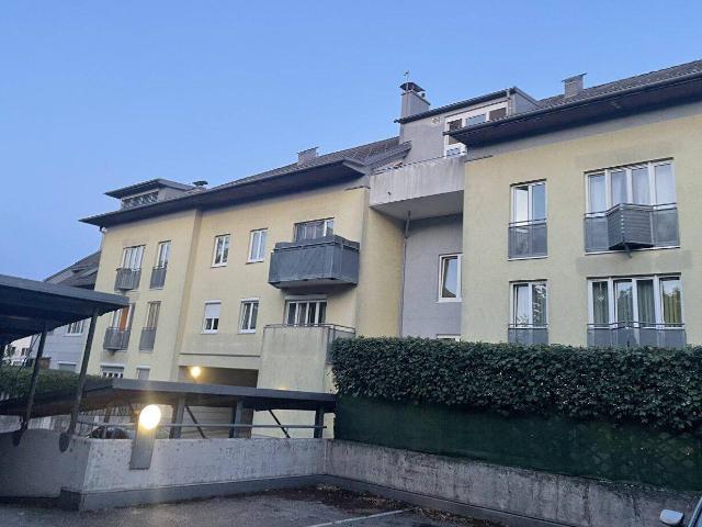 Dachgeschosswohnung in ruhiger Wohnlage – mit großer Terrasse und idealer Infrastruktur