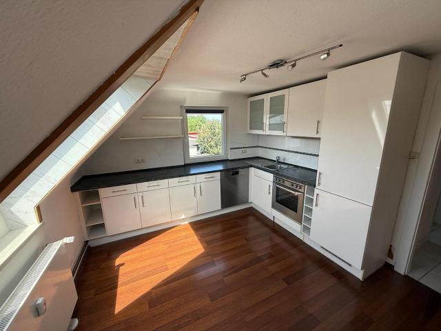 Dachgeschosswohnung in super Lage mit kleiner Oase, Gemeinschaftsgarten