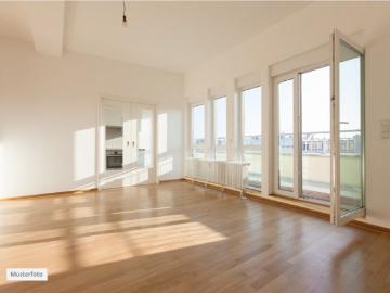 Zwangsversteigerung Dachgeschosswohnung in 47169 Duisburg, Hagedornstr