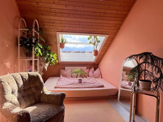 Dachgeschosswohnung zentral