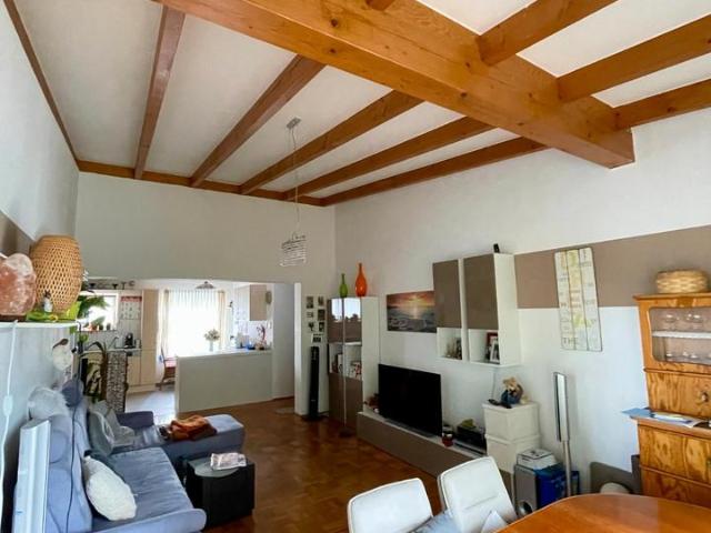 Dachgeschosswohnung 3 Zimmer in guter Lage