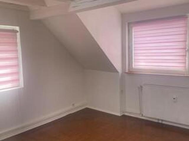 Dachgeschosswohnung 650,00 EUR Kaltmiete, ca.50,00 m²
