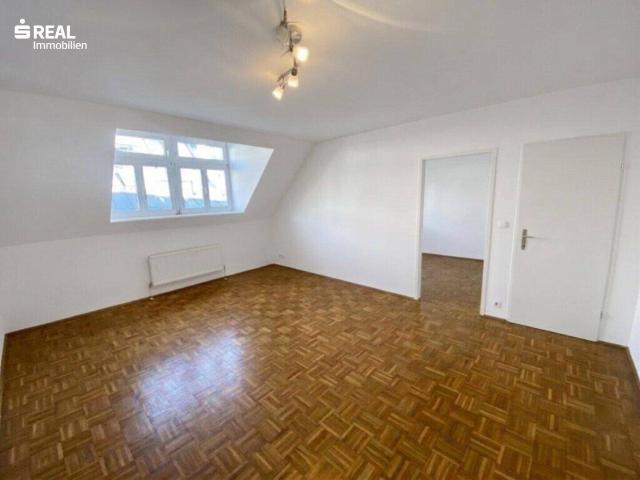 Dachgeschoss 1,5 Zimmer befristet 5 Jahre