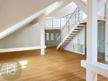 Dachgeschoss Altbau Maisonette an der Salzach Altstadtnähe