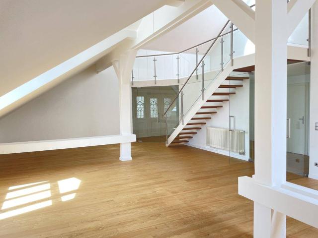 Dachgeschoss Altbau Maisonette an der Salzach Altstadtnähe