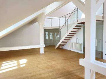 Dachgeschoss Altbau Maisonette an der Salzach Altstadtnähe