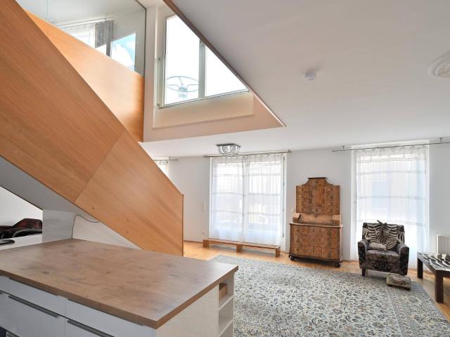 Dachgeschoß Eigentumsmaisonette mit Loggia & Terrasse inkl. TG Stellplatz